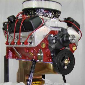 Small block Chevy engine